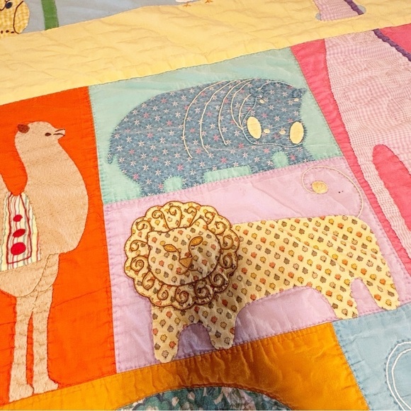 Vtg Hand Crafted Bright Primary Color Quilt Elephants Noah’s Ark Hand Appliqué - Picture 10 of 15